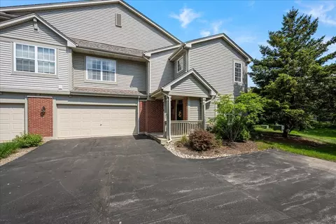 2218 Rockefeller Dr #2218, Geneva, IL 60134