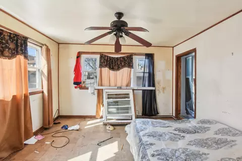 Bedroom - 9258 S Bishop St, Chicago, IL 60620 photo 1 of 6