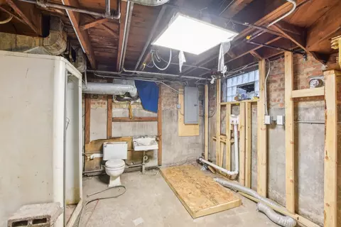 Bath - 9258 S Bishop St, Chicago, IL 60620 photo 4 of 5
