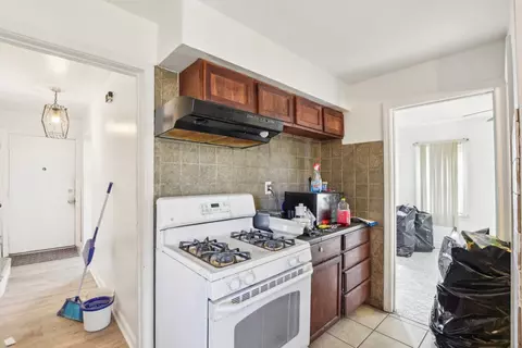 Kitchen - 9258 S Bishop St, Chicago, IL 60620 photo 2 of 2