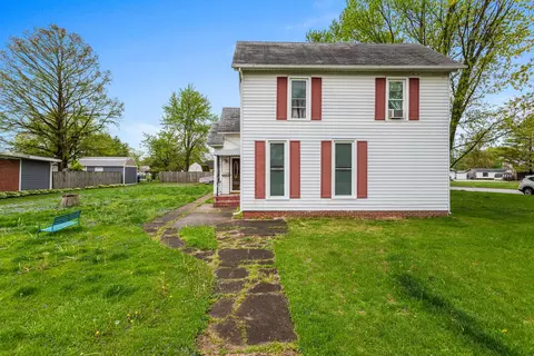 665 N Macon St, Bement, IL 61813 photo 1