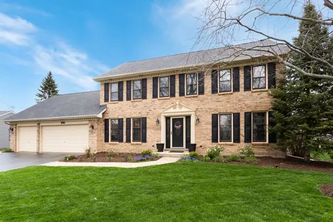 205 Northampton Dr, Oswego, IL 60543