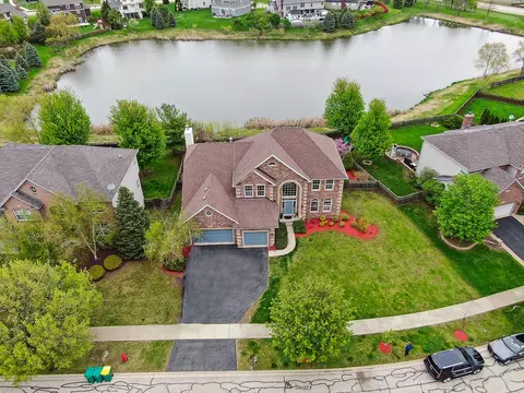 26824 Ashgate Xing, Plainfield, IL 60585 photo 2