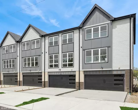 8522 Center Ave, River Grove, IL 60171