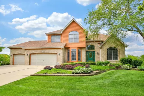 802 Ridgelawn Trl, Batavia, IL 60510