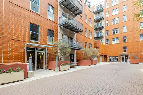 1222 Chicago Ave #304, Evanston, IL 60202