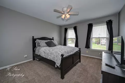 Bedroom - 3670 Persimmon Dr, Algonquin, IL 60102 photo 3 of 3