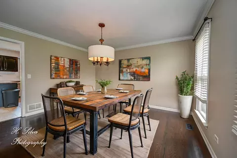 Dining - 3670 Persimmon Dr, Algonquin, IL 60102 photo 1 of 1