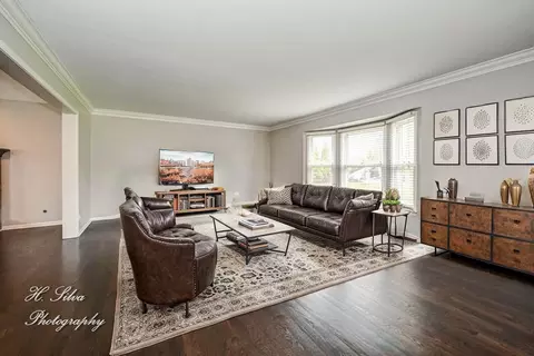 Living - 3670 Persimmon Dr, Algonquin, IL 60102 photo 1 of 1