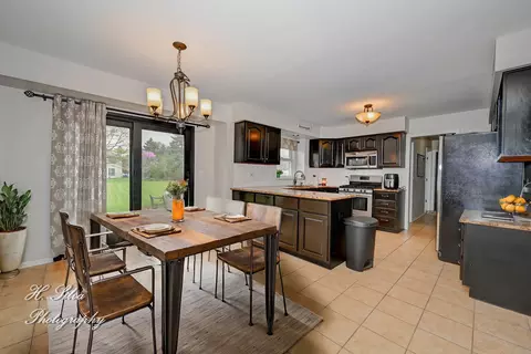 Kitchen - 3670 Persimmon Dr, Algonquin, IL 60102 photo 1 of 1