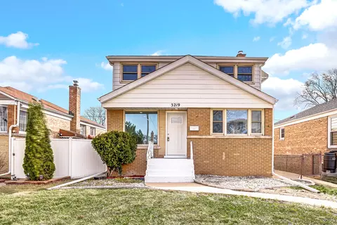 3219 Sunset Ln N, Franklin Park, IL 60131
