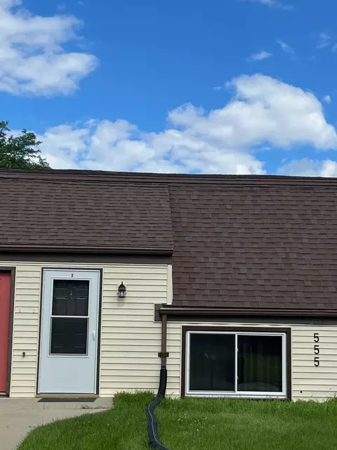 545-555 Sandra Ln, Rockford, IL 61107