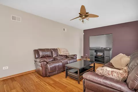 5413 Salma St, Plainfield, IL 60586 photo 15