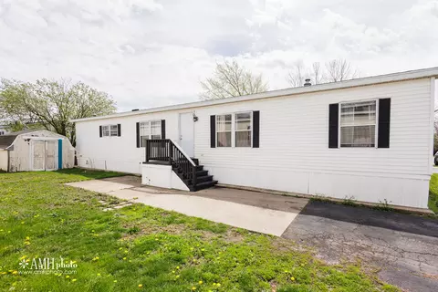 7 Saint Peters Dr, Bourbonnais, IL 60914