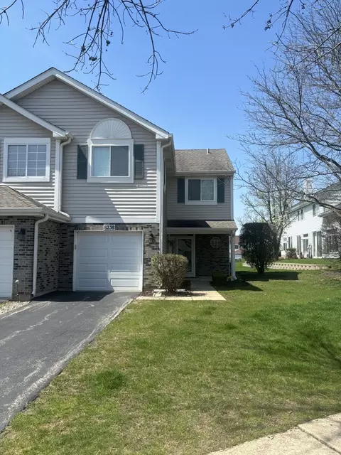 8238 Ripple Ridge Dr #-, Darien, IL 60561