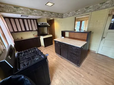 Kitchen - 617 Meadow Dr, Glenview, IL 60025 photo 1 of 1