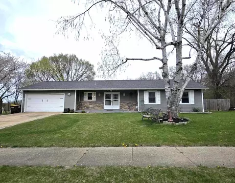 3504 Angus Ct, Rockford, IL 61109
