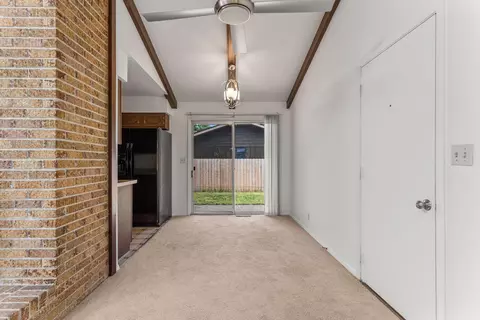 1204 Harrington Dr, Champaign, IL 61821 photo 14