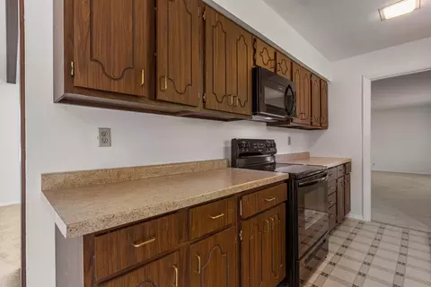 1204 Harrington Dr, Champaign, IL 61821 photo 11
