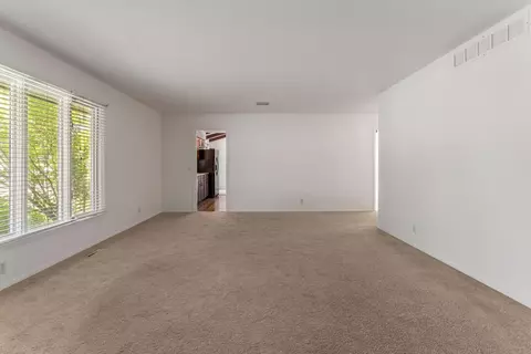 1204 Harrington Dr, Champaign, IL 61821 photo 7