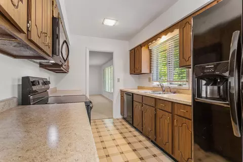 1204 Harrington Dr, Champaign, IL 61821 photo 12