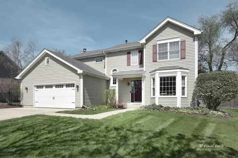 2674 Kettlehook Dr, Elgin, IL 60124 photo 1