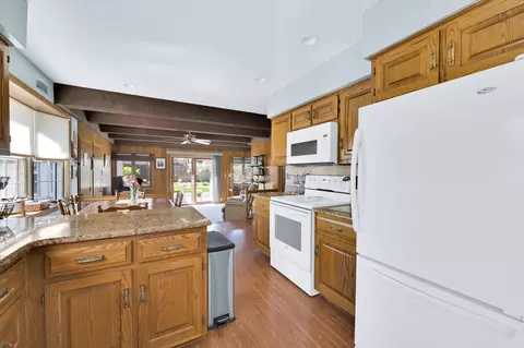 Kitchen - 11005 191st St, Mokena, IL 60448 photo 1 of 2