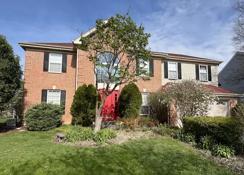 9247 Primrose Ln, Fox River Grove, IL 60021