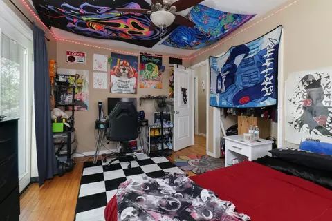 Bedroom - 910 S Cottage Ave, Normal, IL 61761 photo 5 of 7