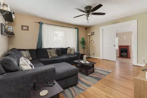 Living - 910 S Cottage Ave, Normal, IL 61761 photo 2 of 2
