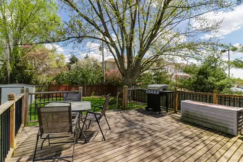 Exterior - 910 S Cottage Ave, Normal, IL 61761 photo 7 of 11