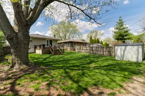 Exterior - 910 S Cottage Ave, Normal, IL 61761 photo 9 of 11