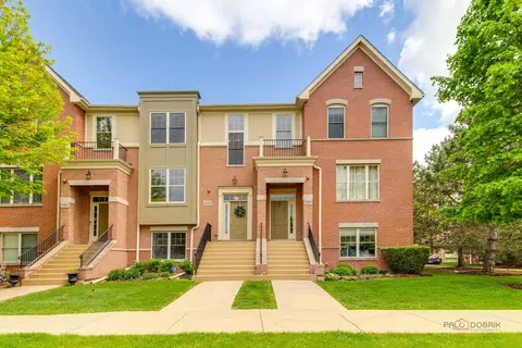1123 E Port Clinton Rd, Vernon Hills, IL 60061
