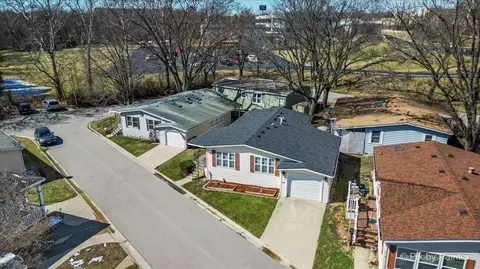 220 Melbrooke Rd, Elgin, IL 60123 photo 24