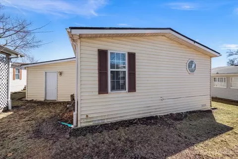 220 Melbrooke Rd, Elgin, IL 60123 photo 22