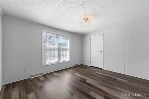 220 Melbrooke Rd, Elgin, IL 60123 photo 15