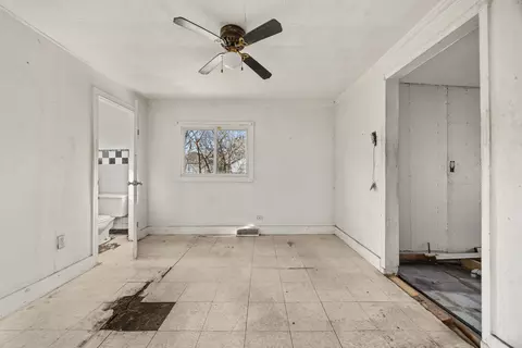Bedroom - 17046 Bulger Ave, Hazel Crest, IL 60429 photo 1 of 7