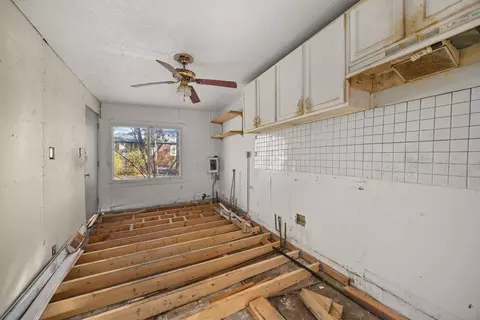 Kitchen - 17046 Bulger Ave, Hazel Crest, IL 60429 photo 1 of 2