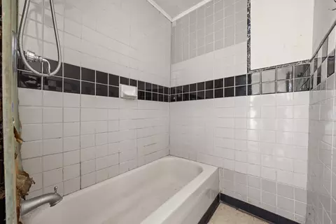 Bath - 17046 Bulger Ave, Hazel Crest, IL 60429 photo 2 of 2