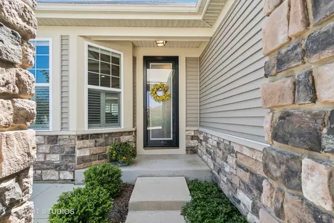 Other - 2808 Edgebrook Ct, Naperville, IL 60564 photo 2 of 6