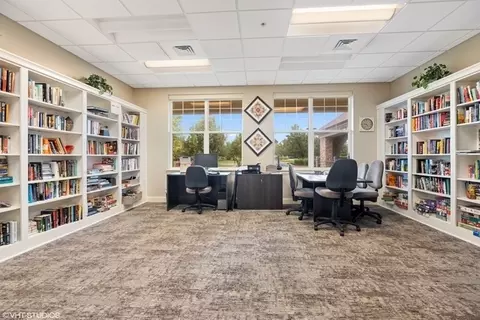 View/Area - 2808 Edgebrook Ct, Naperville, IL 60564 photo 7 of 12