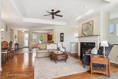 Living - 2808 Edgebrook Ct, Naperville, IL 60564 photo 1 of 4