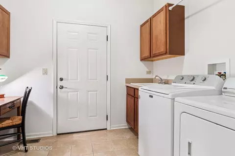 Other - 2808 Edgebrook Ct, Naperville, IL 60564 photo 4 of 6