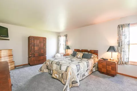 Bedroom - 1135 Eagle Cir, Bourbonnais, IL 60914 photo 1 of 2