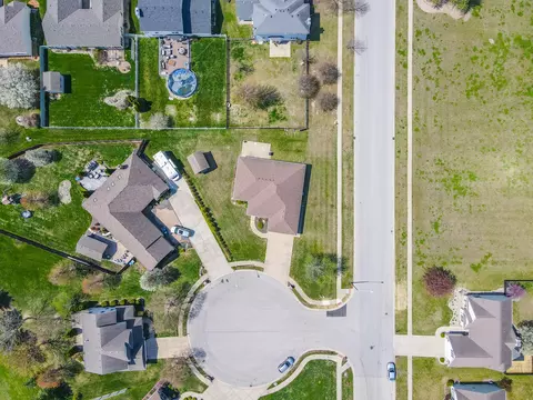 View/Area - 1135 Eagle Cir, Bourbonnais, IL 60914 photo 5 of 8