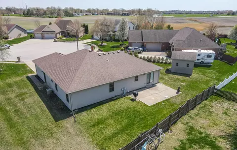 View/Area - 1135 Eagle Cir, Bourbonnais, IL 60914 photo 7 of 8