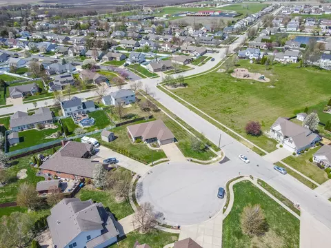 View/Area - 1135 Eagle Cir, Bourbonnais, IL 60914 photo 3 of 8