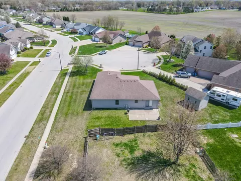 View/Area - 1135 Eagle Cir, Bourbonnais, IL 60914 photo 6 of 8