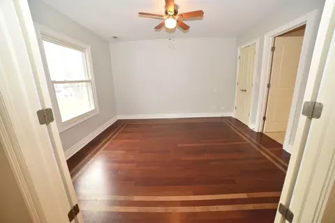 813 S Wolf Rd, Des Plaines, IL 60016 photo 10