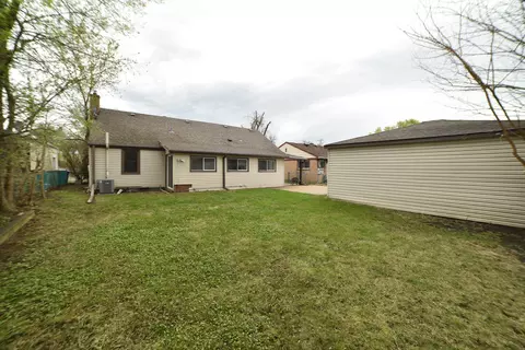813 S Wolf Rd, Des Plaines, IL 60016 photo 43